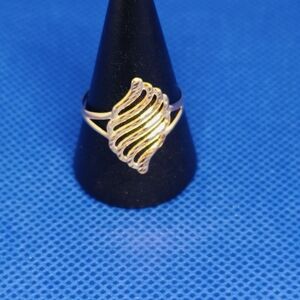 Elegant Gold Wave Design 18k Saudi Gold Ring Size 8  Only